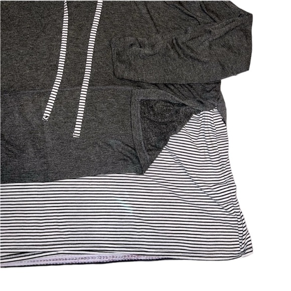 Hope’s boutique lightweight pullover - Picture 2 of 3